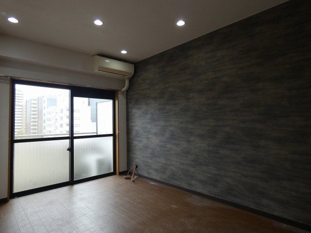 yԁErOz@F̏ނgpZԂłB