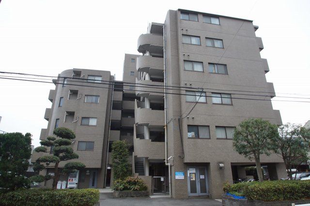 【建物外観】　京急蒲田徒歩13分のマンションです