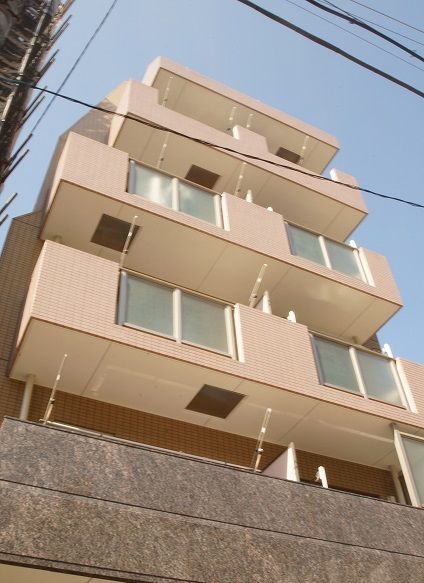 【建物外観】　「横浜国立大学生におすすめ」のマンションです。