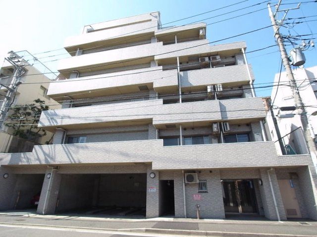 【建物外観】　「鶴見」駅アクセス良好の高級分譲賃貸マンションです