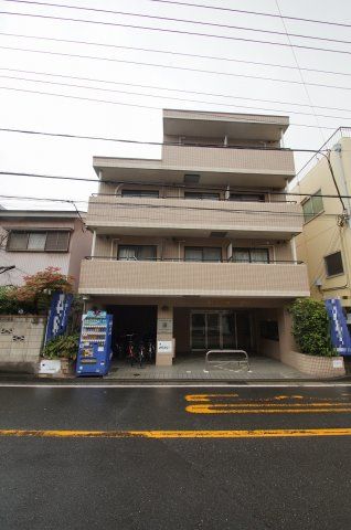 【建物外観】　京浜急行線「生麦」駅より徒歩3分の分譲賃貸マンションです