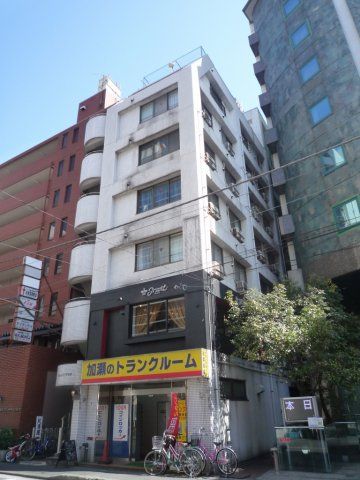 【建物外観】　JR「川崎」駅徒歩6分のマンションです。