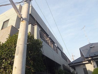 【建物外観】　「三ツ沢上町駅徒歩８分」
