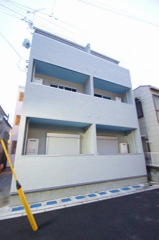 【建物外観】　JR蒲田駅徒歩11分の築浅アパートです。