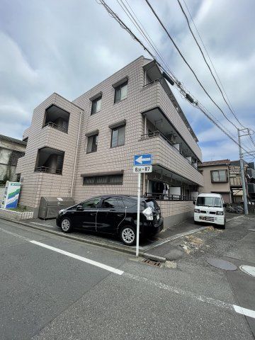 【建物外観】　京浜東北線「川崎駅」徒歩7分のマンションです。