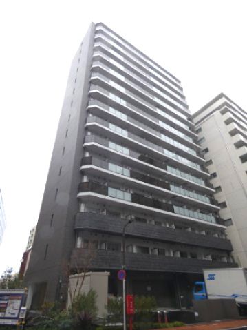 【建物外観】　蒲田駅徒歩３分の駅近築浅分譲賃貸マンションです。