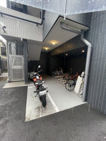 【その他】　バイク置き場