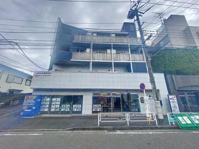 【建物外観】　菊名駅徒歩2分の駅近マンションです。