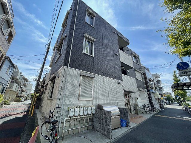 【建物外観】　京浜東北線「川崎駅」のアパートです。