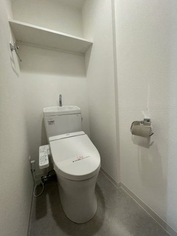 【トイレ】　温水洗浄便座付きトイレ