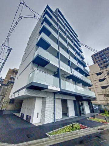 【建物外観】　京浜東北線「京急川崎駅」徒歩8分の新築マンションです。