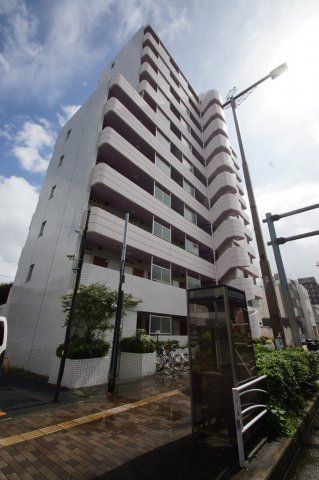 【建物外観】　JR京浜東北線「東神奈川」駅アクセス良好の分譲賃貸マンションです。