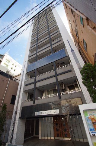 【建物外観】　JR東海道線「川崎」駅より徒歩５分の分譲賃貸マンションです。