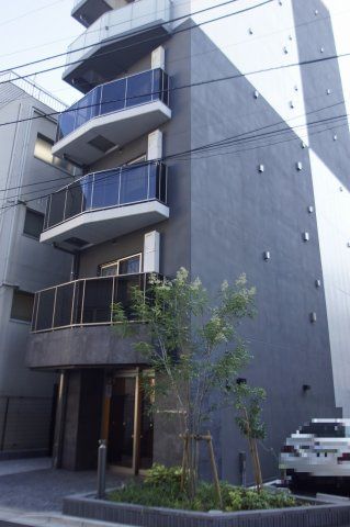 【建物外観】　JR京浜東北線「大森」駅より徒歩5分の分譲賃貸マンションです