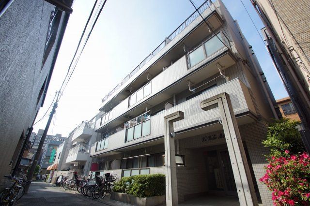 【建物外観】　蒲田駅徒歩8分のマンションです