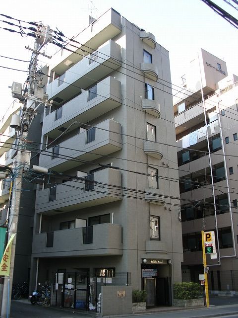 【建物外観】　JR京浜東北線「川崎」駅より徒歩圏内のマンションです。