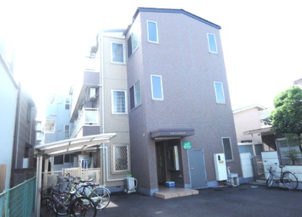 【建物外観】　京浜急行「梅屋敷」駅より徒歩9分のマンションです