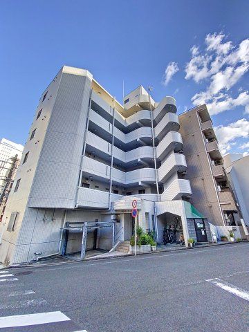 【建物外観】　桜木町駅徒歩5分のマンションです
