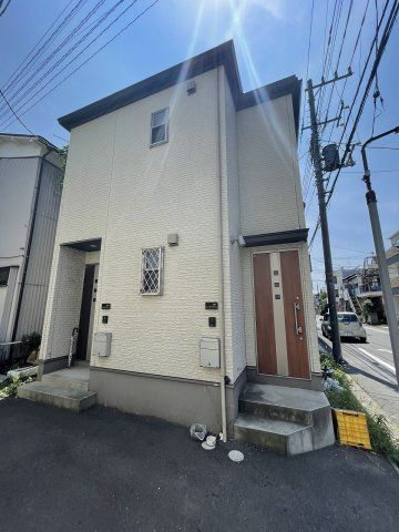 【建物外観】　人気の川崎エリアのアパートです。