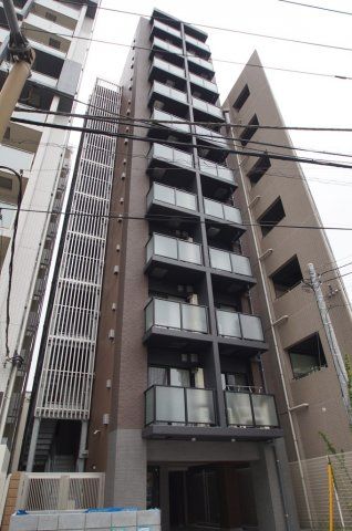 【建物外観】　「西横浜駅徒歩5分の駅近マンションです」