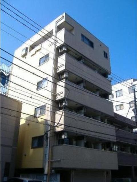【建物外観】　京浜急行本線「八丁畷駅」徒歩2分の駅チカマンションです。